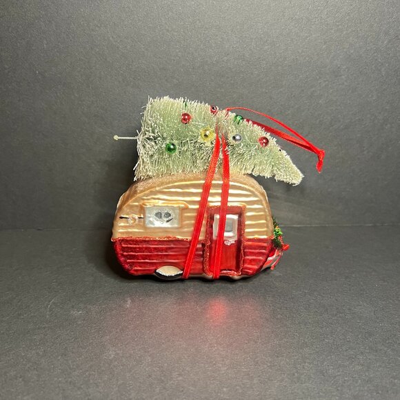Gold & Red Glass Canned Ham Camper Trailer w/ Christmas Tree Ornament 4 x 4" - Picture 1 of 6
